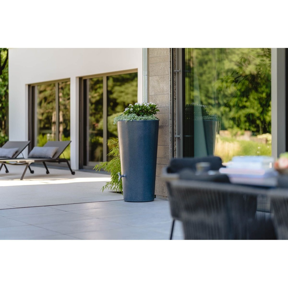 GARANTIA STONE 2in1 Regentonne 210 L, mit Pflanzschale, lava - SHW - FIRE