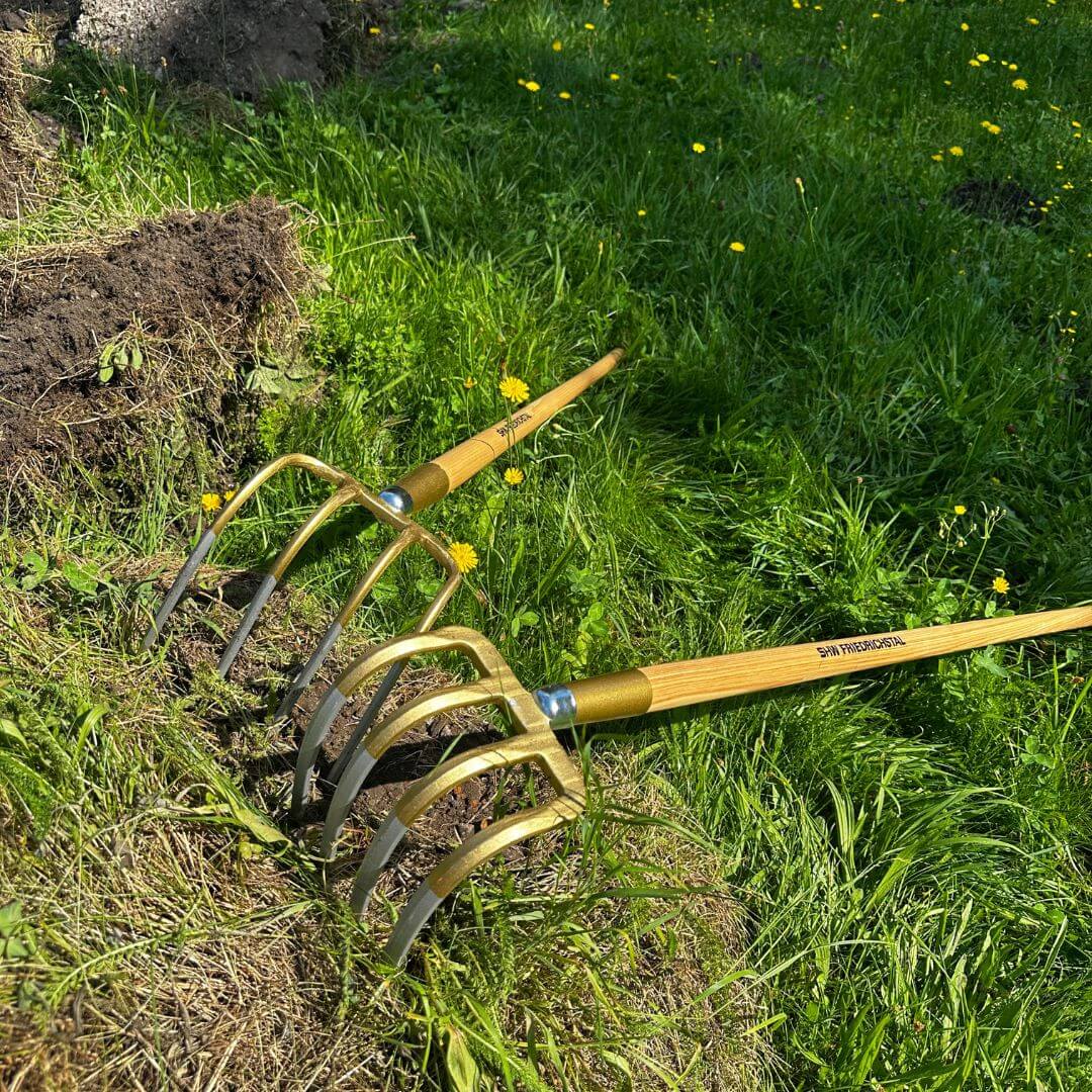 SHW Kartoffelhacke, 4 Zinken mit Eschenstiel 135 cm - SHW - FIRE Hero