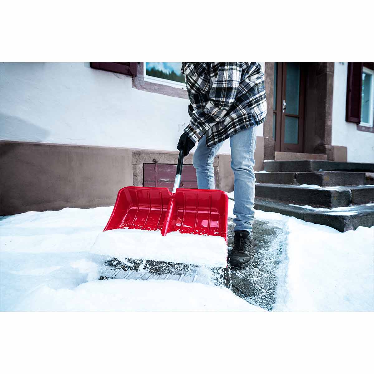 SHW Schneeschieber - Kunststoff 55 cm mit ergonomischem Stiel - SHW - FIRE